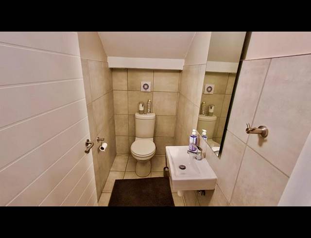 2 BEDROOM TOWNHOUSE FOR SALE IN MONTANA TUINE